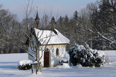 Ferien auf dem Lerlhof: Hofkapelle im Winter